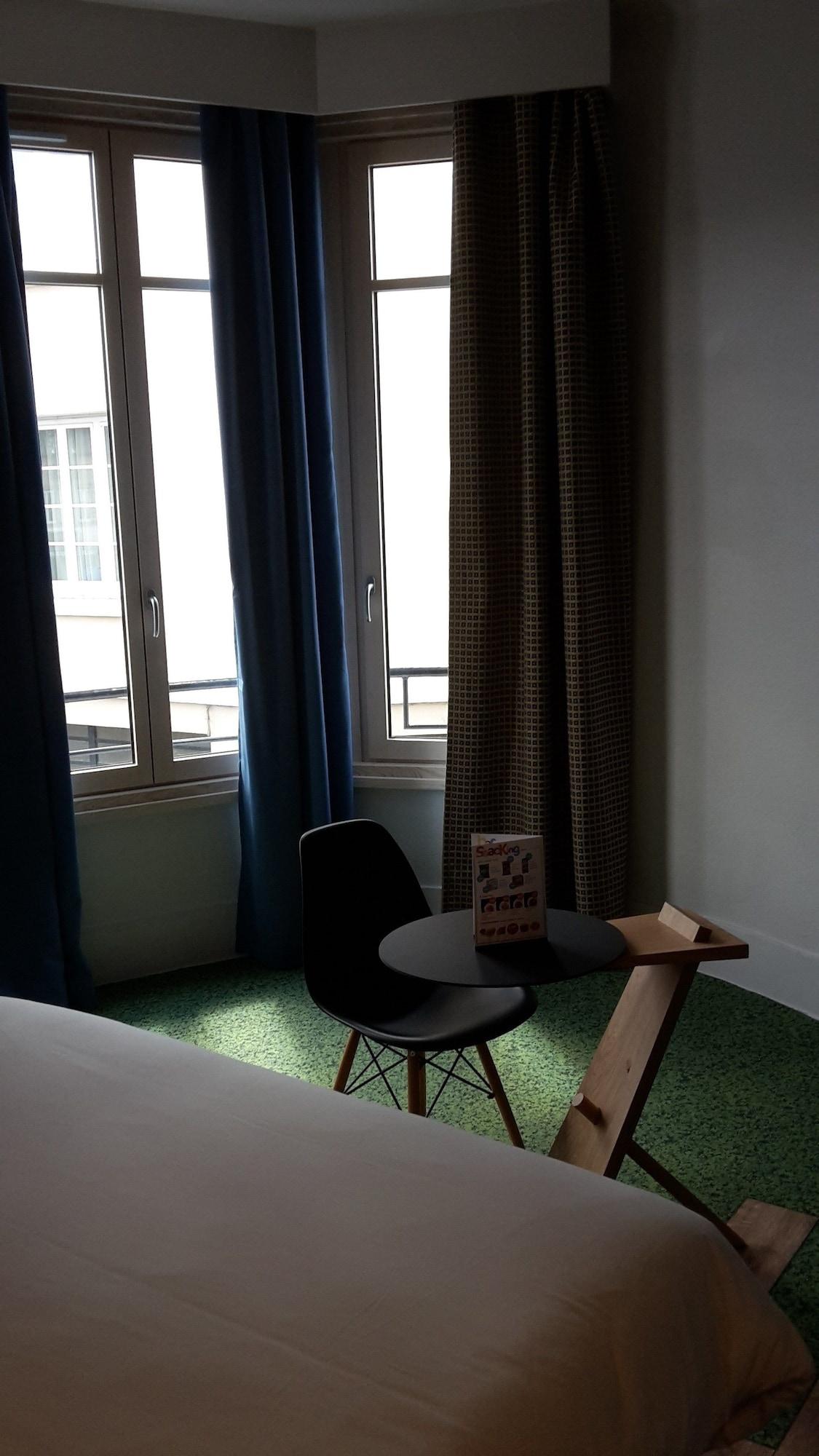 ไอบิส สไตล์ มูแลง ซองทร์ Hotel มูแล็ง ภายนอก รูปภาพ